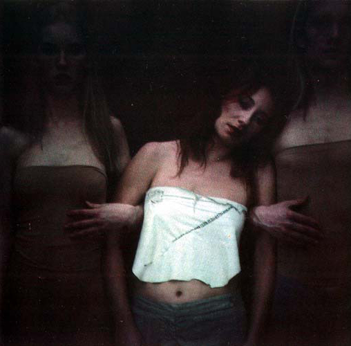 Tori Amos photos from the choirgirl hotel (1998) .